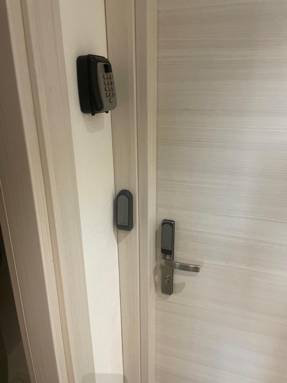 Drooms 4,0 Domotic Smart Self 24H,7 Vicino Treni Porta Susa E Centro Storico Turín Exterior foto